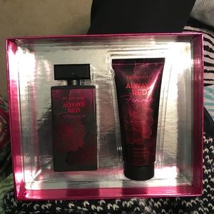 elizabeth arden always red femme gift set